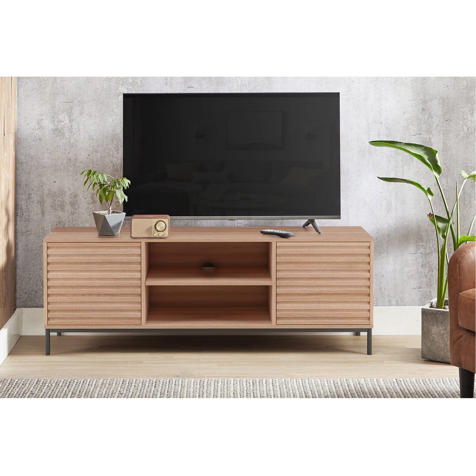 Comoda TV din MDF, pal si metal, cu 2 usi, Celine Natural / Negru, l140xA40xH50 cm (1)