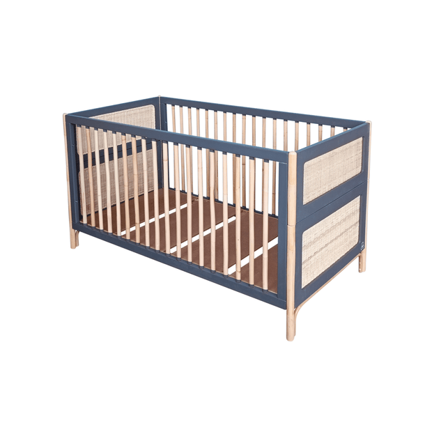 Theo Bebe 70 x 140 cm Patut din lemn, ratan si MDF, pentru bebe, Nami Alb / Natural