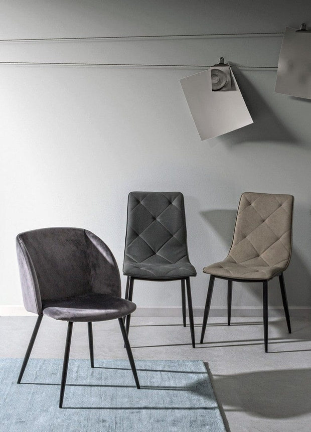 Set 4 scaune tapitate cu piele ecologica si picioare metalice Victor Gri Inchis / Negru, l63xA47xH91 cm (1)